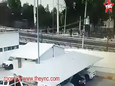 man died in his van in MÃ©xico