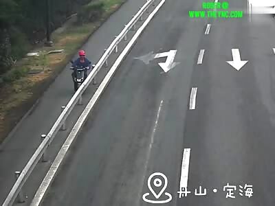 guardrail Accident in Zhoushan City