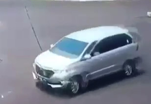  Accident Caught On CCTV 