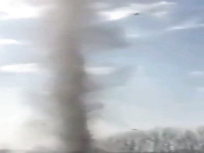 Tornado forms out of nowhere in Malaysia