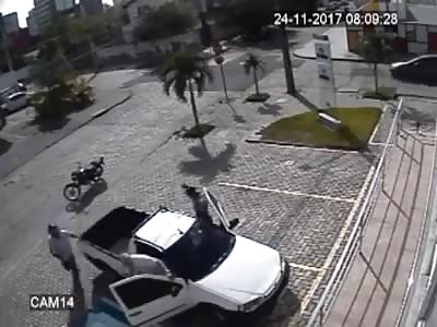 Thief Cold Bloodedly Shoots Man to Death