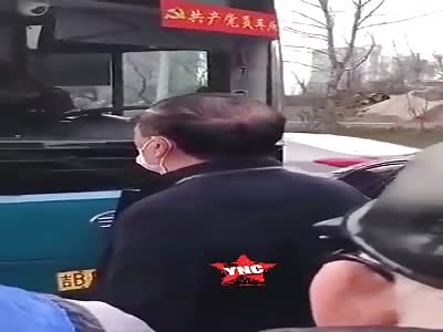 Truck Driver Dies of Heart Attack