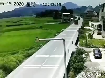 Fatal accident, motorcyclist crushed by truck