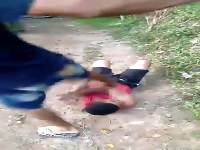  Favela Thug Enjoys His Day In Slums