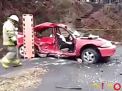 Clash between two cars leaves death