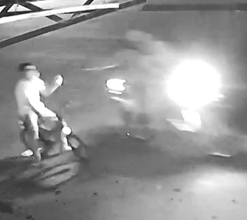 Motorcycle Hitman Kills His Rival