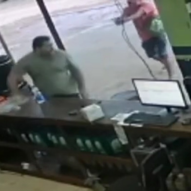 Brazil: Assassin Kills Man from Behind