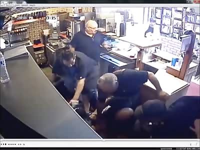 Fool Tries To Rob A Mexican Restaurant