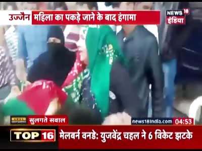 Truck rammed into 20 people on the road (Sawaal, India)