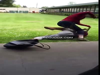 Who Knew A Girl Could Throw Hands Like This!