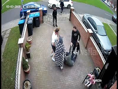 Man catches â€˜druggiesâ€™ harassing and threatening his ill mother while 