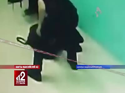 Russia: Student attacking in school with knife