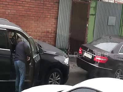 Russian driver 'shoots' at man after pepper spray attack