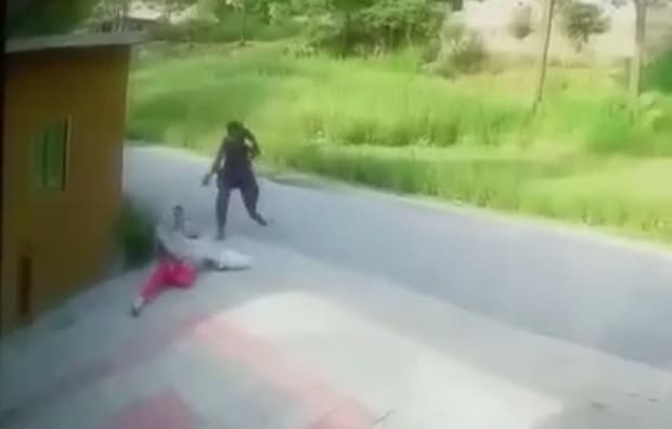 Woman Pulled From Rickshaw And Executed In The Street