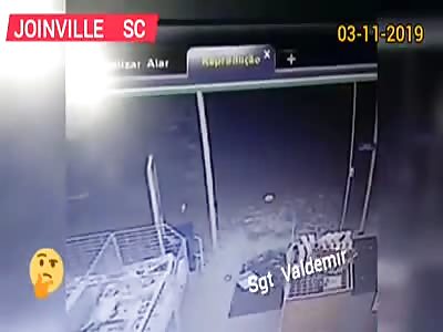 thief get shot by police