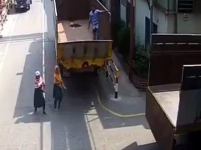 Woman Walking by Truck is Killed in most Brutal Way