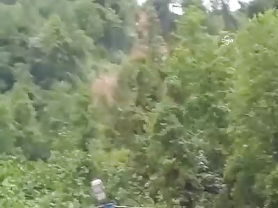 DANGEROUS GROUND SLIDING CAPTURED IN VIDEO