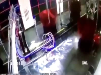 MAN GETS STUCK AND SPINS IN AUTOMATIC CAR WASH