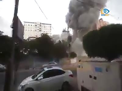 IT WASN'T A FRANK LLOYD WRIGHT DESIGNED, BUT I LOVED THAT APARTMENT!